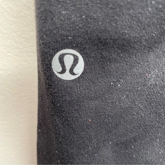 Lululemon Will Crop Vintage Luon Leggings Pockets Fold Down Waist Black Size 4 - Picture 4 of 8
